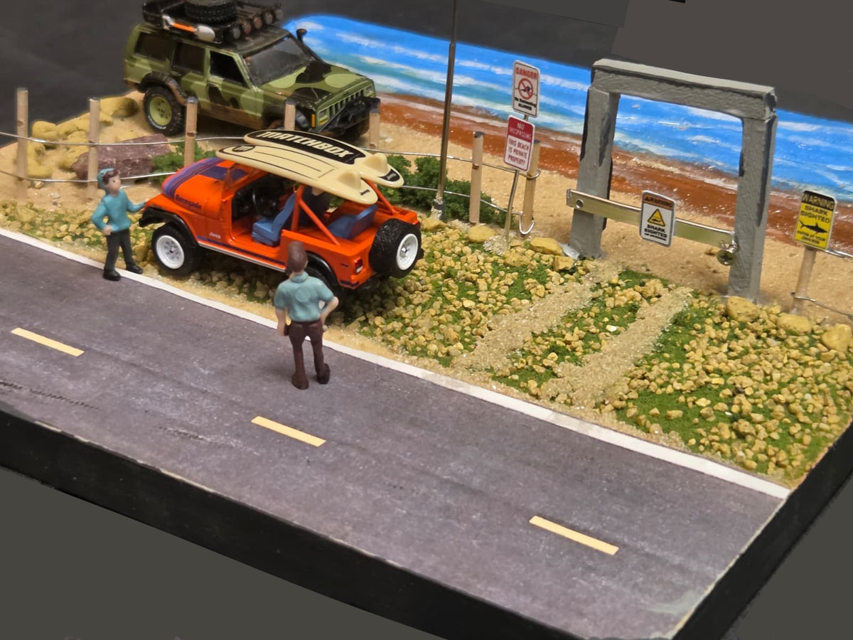 1:64 Diecast Lighted Beach Scene Diorama