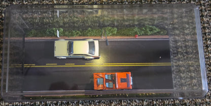 1:64 Diecast Road Diorama — Clear Acrylic Display Case